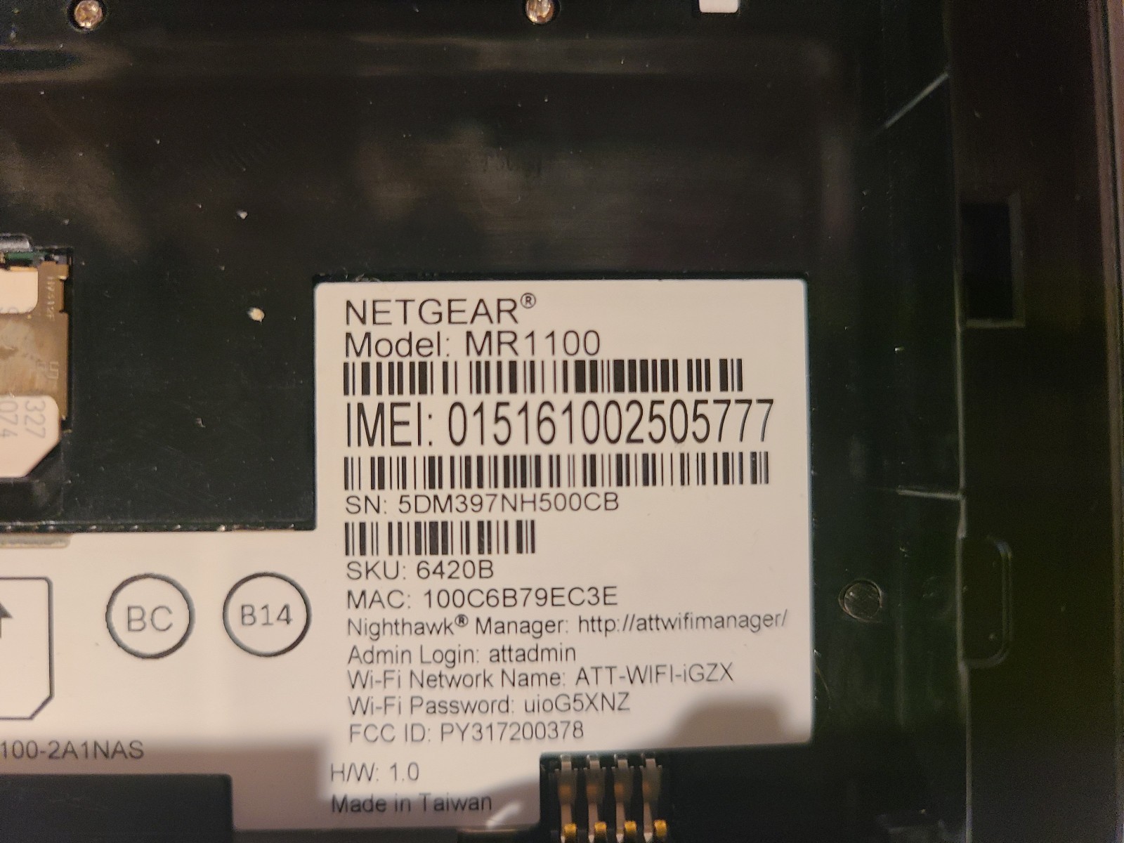 AT&T Netgear Nighthawk M1 MR1100 4G LTE Mobile Hotspot Router Black/Steel Gray