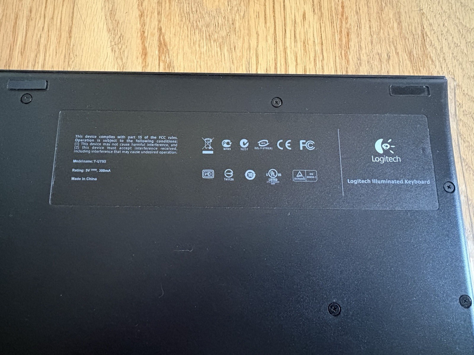Logitech Slim Wired Illuminated USB Keyboard Y-UY95 Tested Working VG Cond. K740