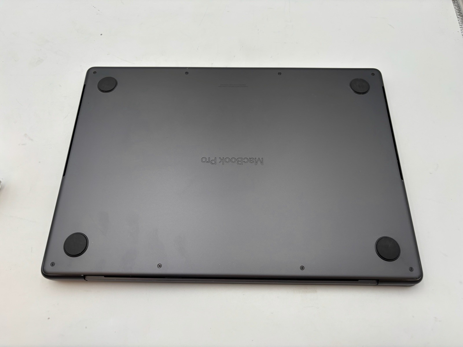 2024 Apple MacBook Pro 14″ M4 Pro 24 GB RAM 512 GB SSD Space Black