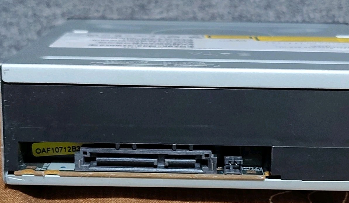 HP GH60L LightScribe DVD±RW Dual Layer DVD Writer SATA Optical Drive