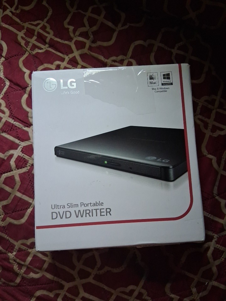 LG GP65NB60 Ultra Slim External USB DVD/CD Writer Black Silent Play Mac/PC