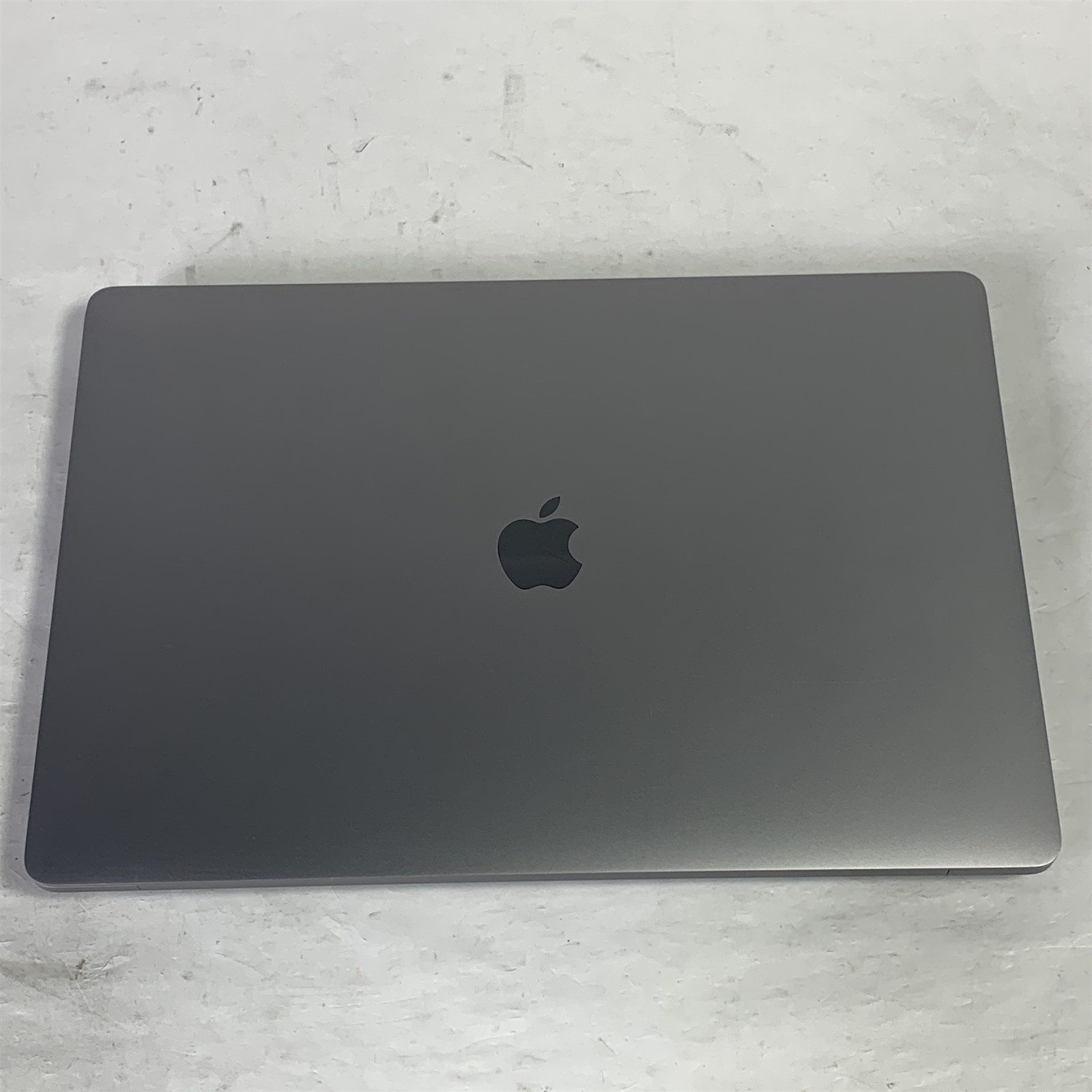 Apple MacBook Pro A2141 (2019) 16″ Laptop Core i9-9980HK 2.3GHz 16GB – 500GB SSD