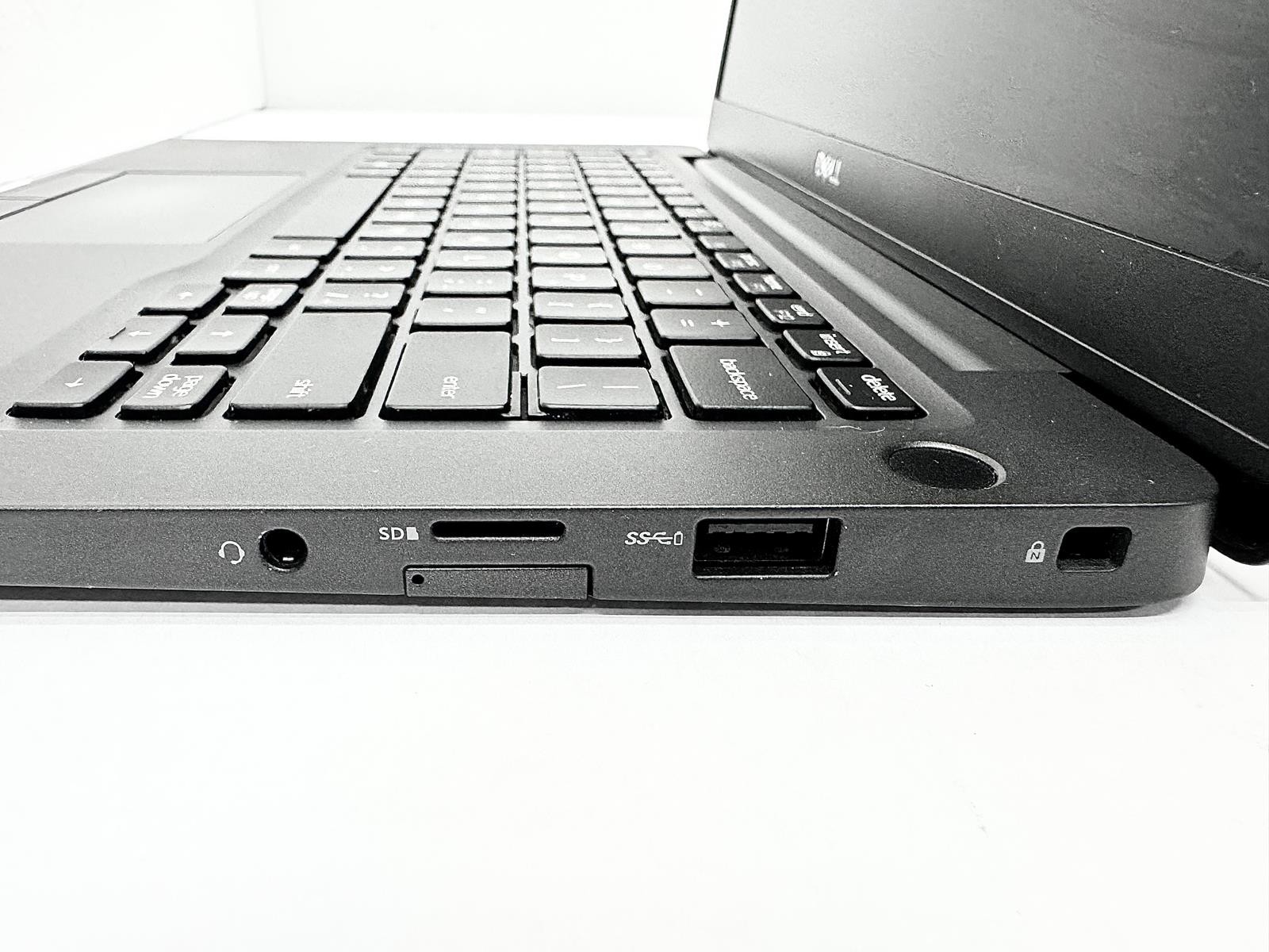 Dell Latitude 7300, Intel Core i7-8665U CPU @ 1.90GHz, 16GB, 256GB NVMe. 4446