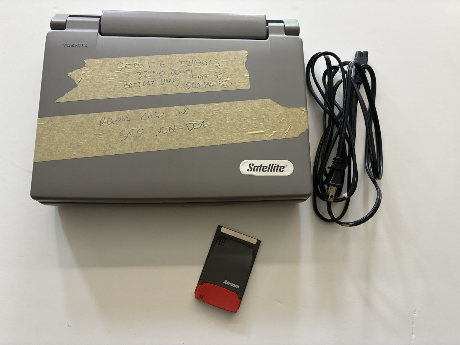 Toshiba Satellite Laptop Windows 95 W/Power Cord Tested Working Xircom RealPort