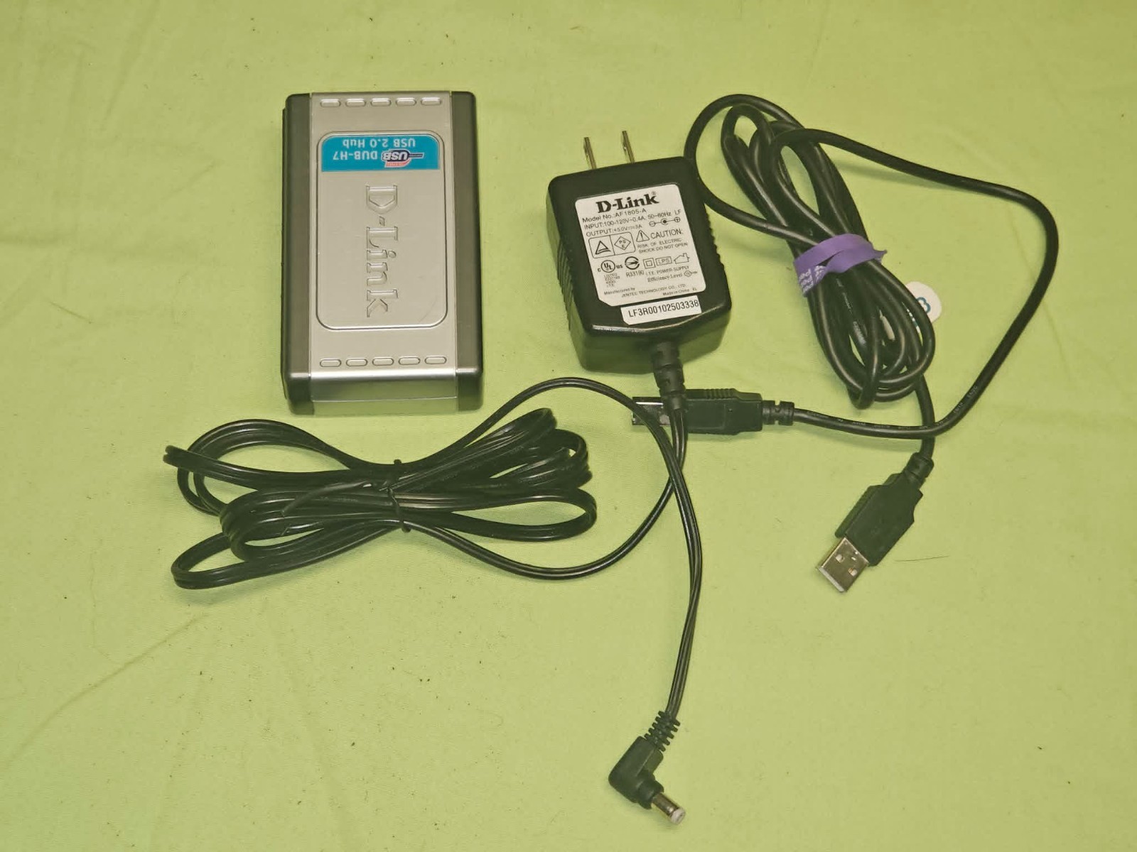 D-Link 7 Port USB 2.0 Hub Fast Charge external Hub DUB-H7 W/ PC Cable Power Cord
