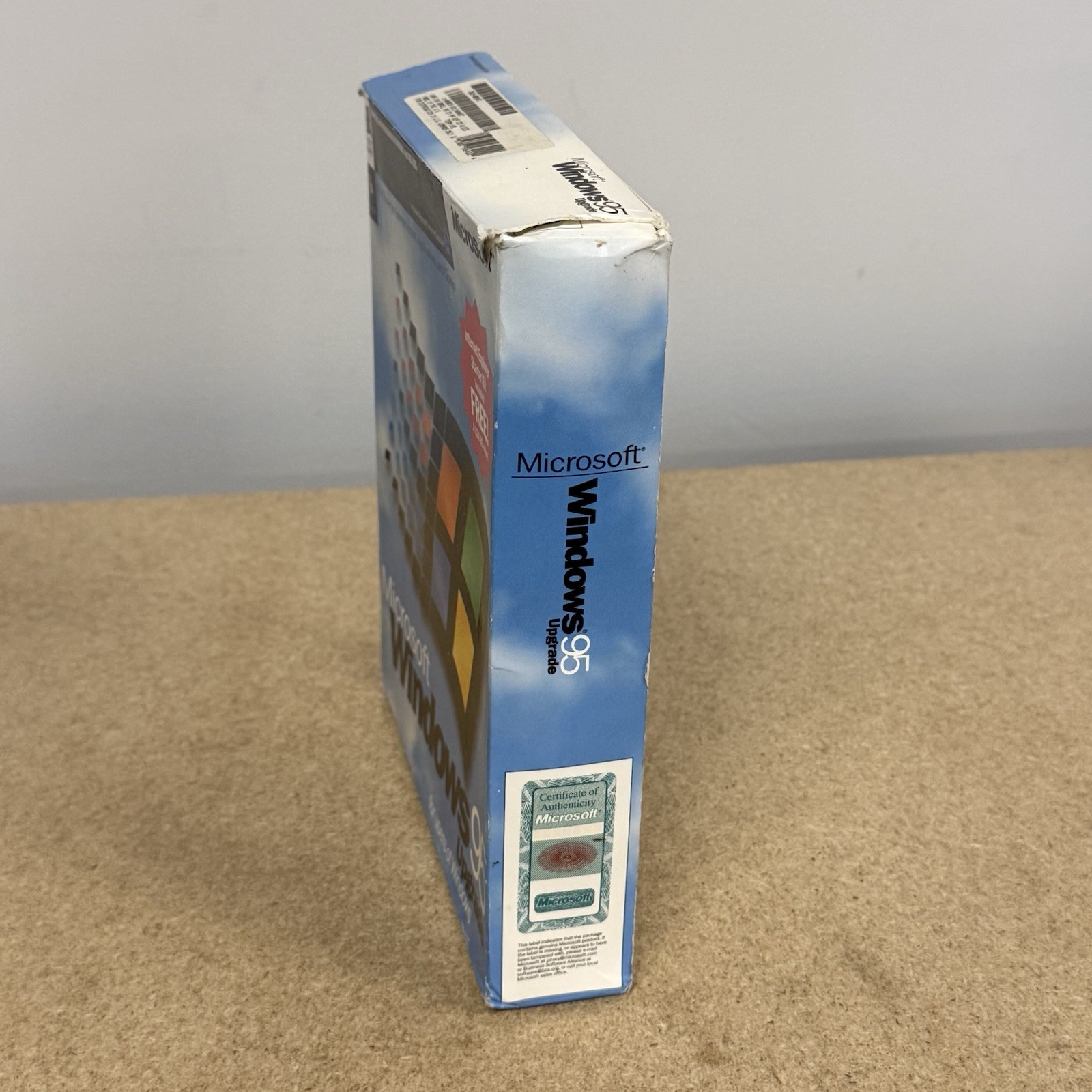 Microsoft Windows 95 Upgrade Big Box Software w/ CD-ROM + Product Key + Manual