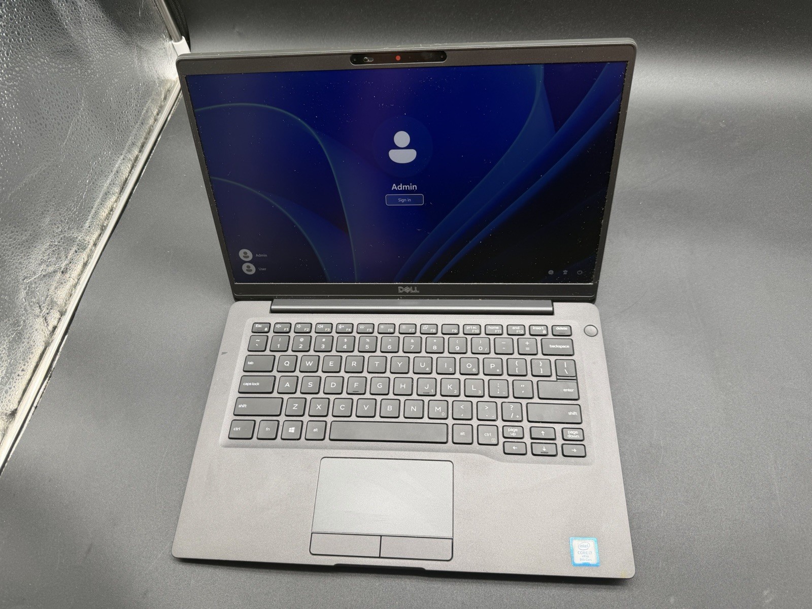 Dell Latitude 7400 14″ Touch Intel Core i7-8665U 16GB RAM 256GB SSD Black W11Pro