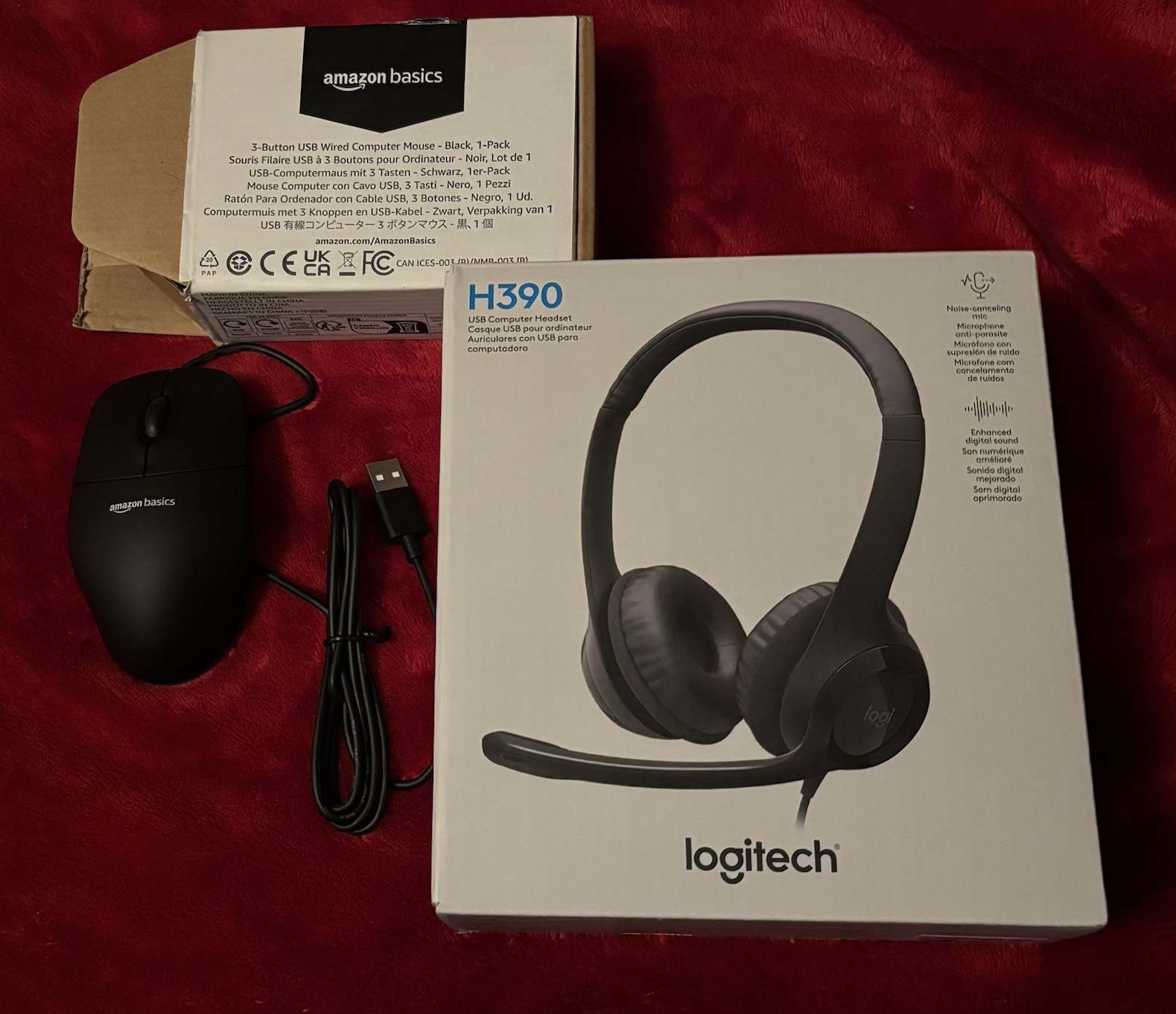 Logitech H390 USB Wired Microphone W Noise Cancellation & Amazon Basics Mouse