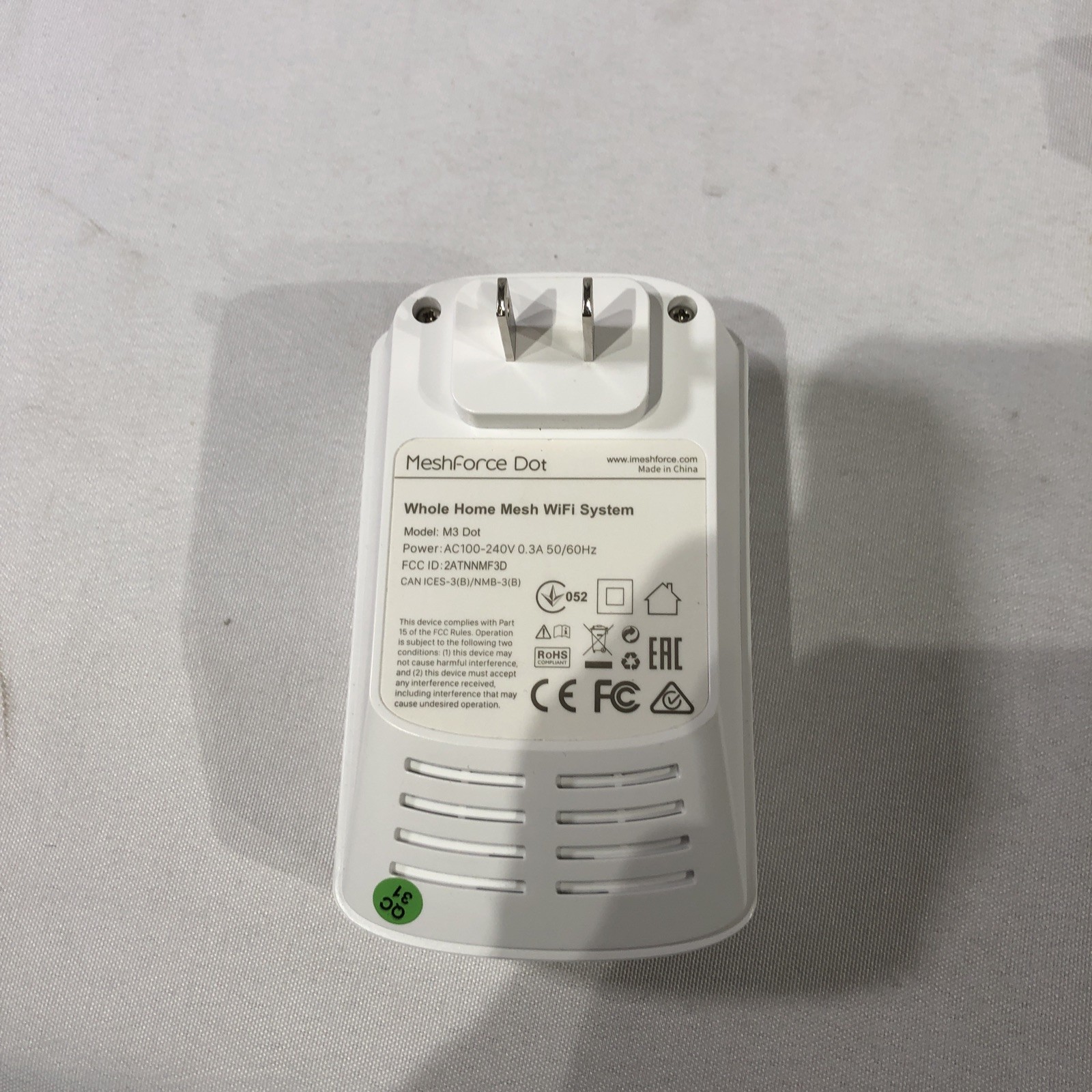 5 lot Meshforce Whole Home Mesh Wifi System 2 x M3 and 3 x M3 Dots – White