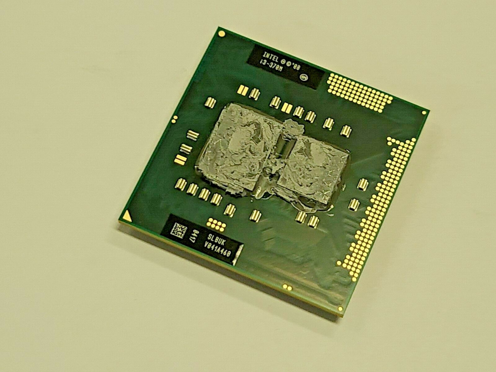 Intel SLBUK Core i3-370M 2.4GHz Processor Socket G1 CPU