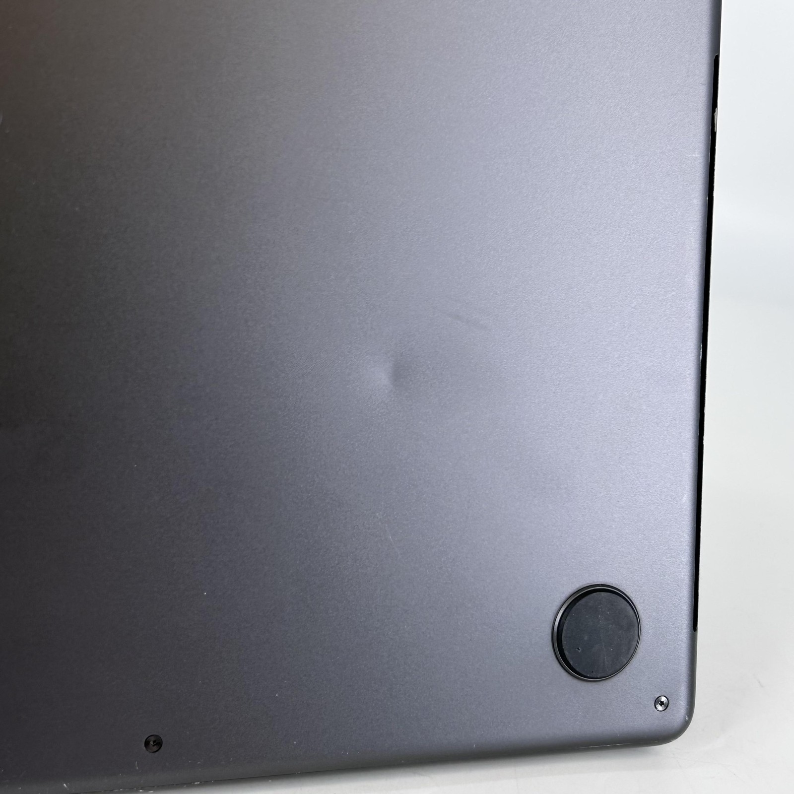 MacBook Pro 16 Black 2024 M4 Max 14-Core CPU 32-Core GPU 36GB 1TB SSD Bent Frame