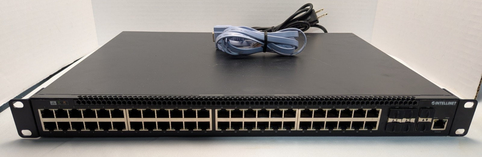 Intellinet 562041 54-Port L3 Fully Managed PoE+ Switch w/ 48-1GB Ethernet Ports