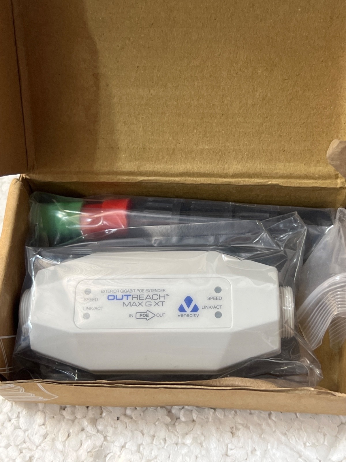 VERACITY OUTREACH MAX XT VOR-ORM-GXT OUTDOOR/EXTERNAL ETHERNET & POE EXTENDER