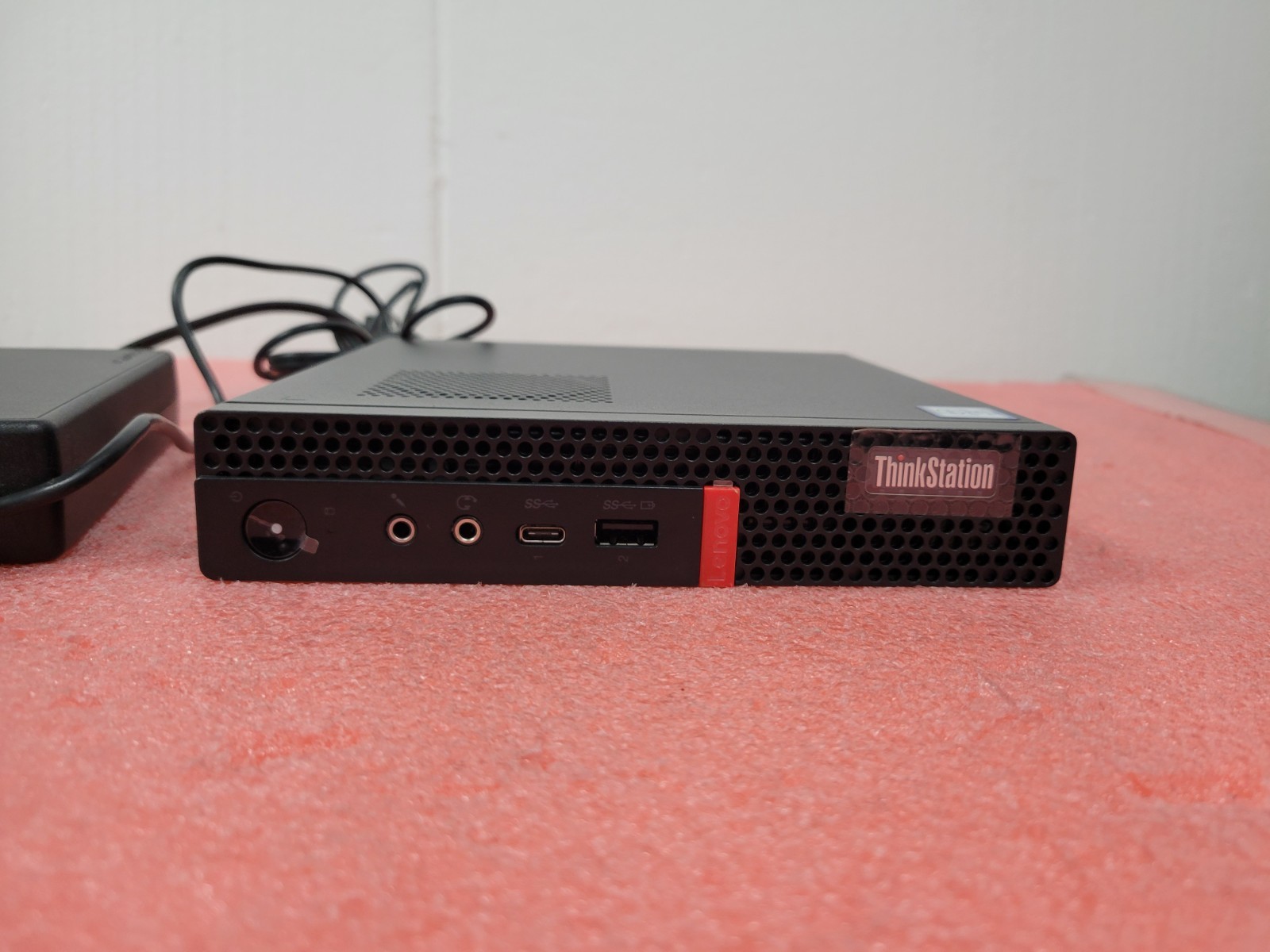 Lenovo ThinkStation P330 Tiny i7-8700T@2.4Ghz 16GB RAM 256GB SSD | C1185