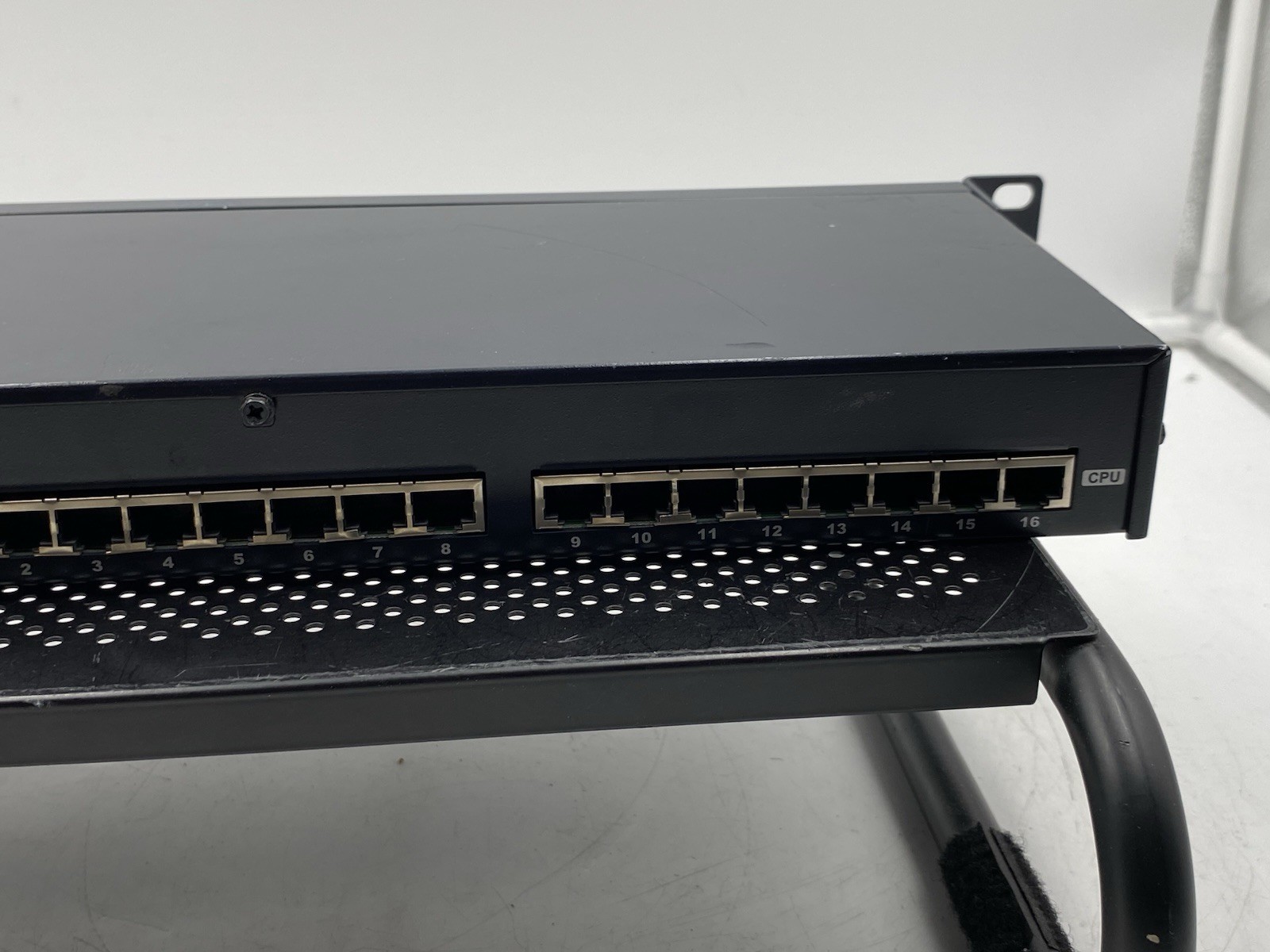 Aten KH1516Ai 1-Local/Remote Share Access 16-Port Cat 5 KVM over IP Switch