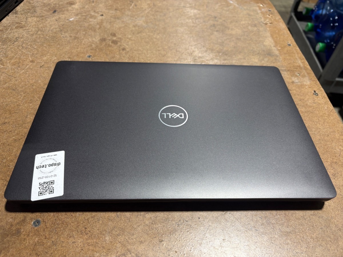 Dell Latitude 5500 15.6″ i5-8365U 16GB RAM 256GB SSD No OS/Charger