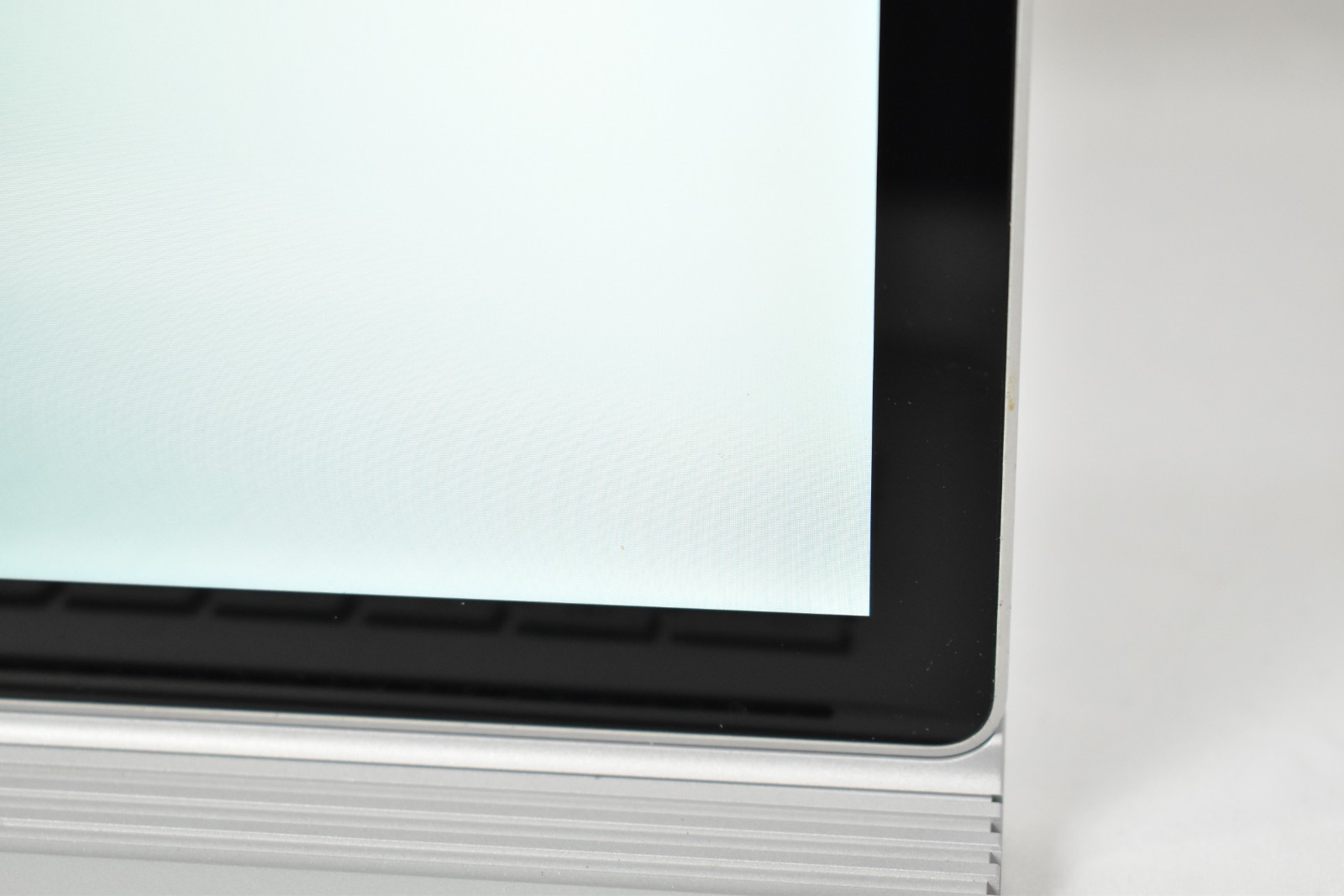 Microsoft Surface Book Laptop i5-6300U 2.4GHz 8GB 256GB SSD No OS Bad Batteries