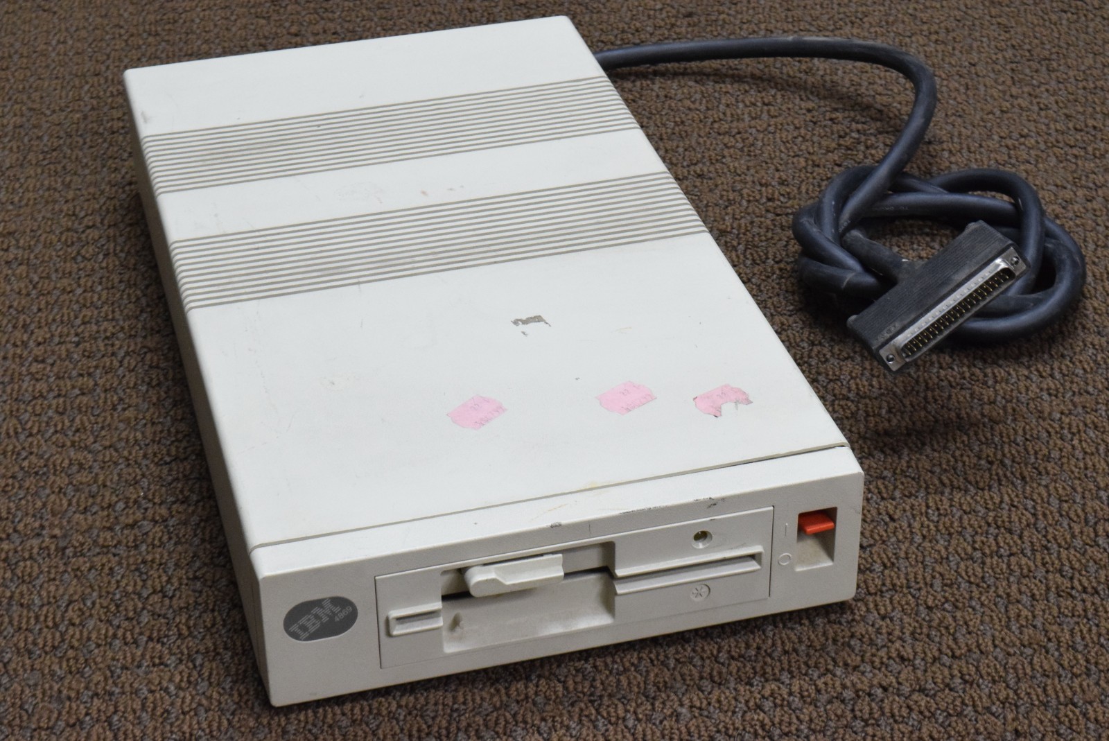 IBM Type 3869 External 5.25″ Double Density 360KB Floppy Drive 72X6759