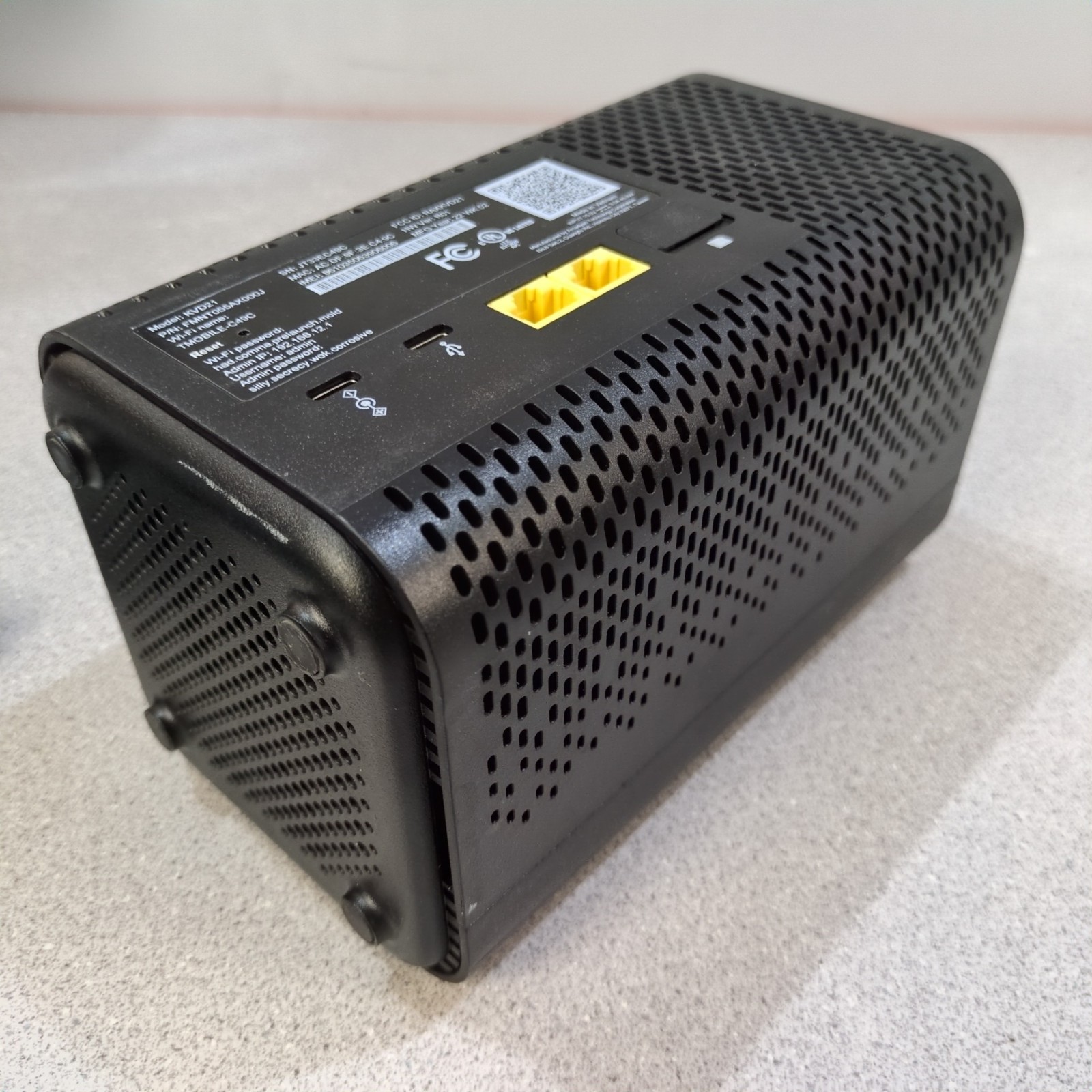 T-Mobile ARC KVD21 5G Home Internet Wi-Fi Gateway – Black – Used NO AC ADAPTER