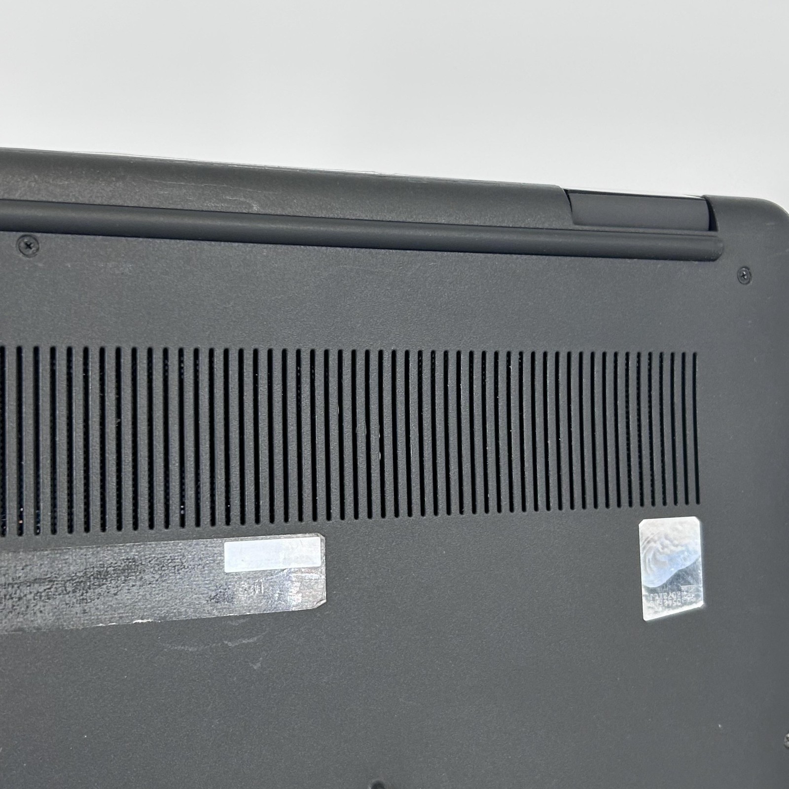 Dell Latitude 3520 15.6 Black FHD i5-1135G7 2.40GHz 16GB 256GB SSD Excellent