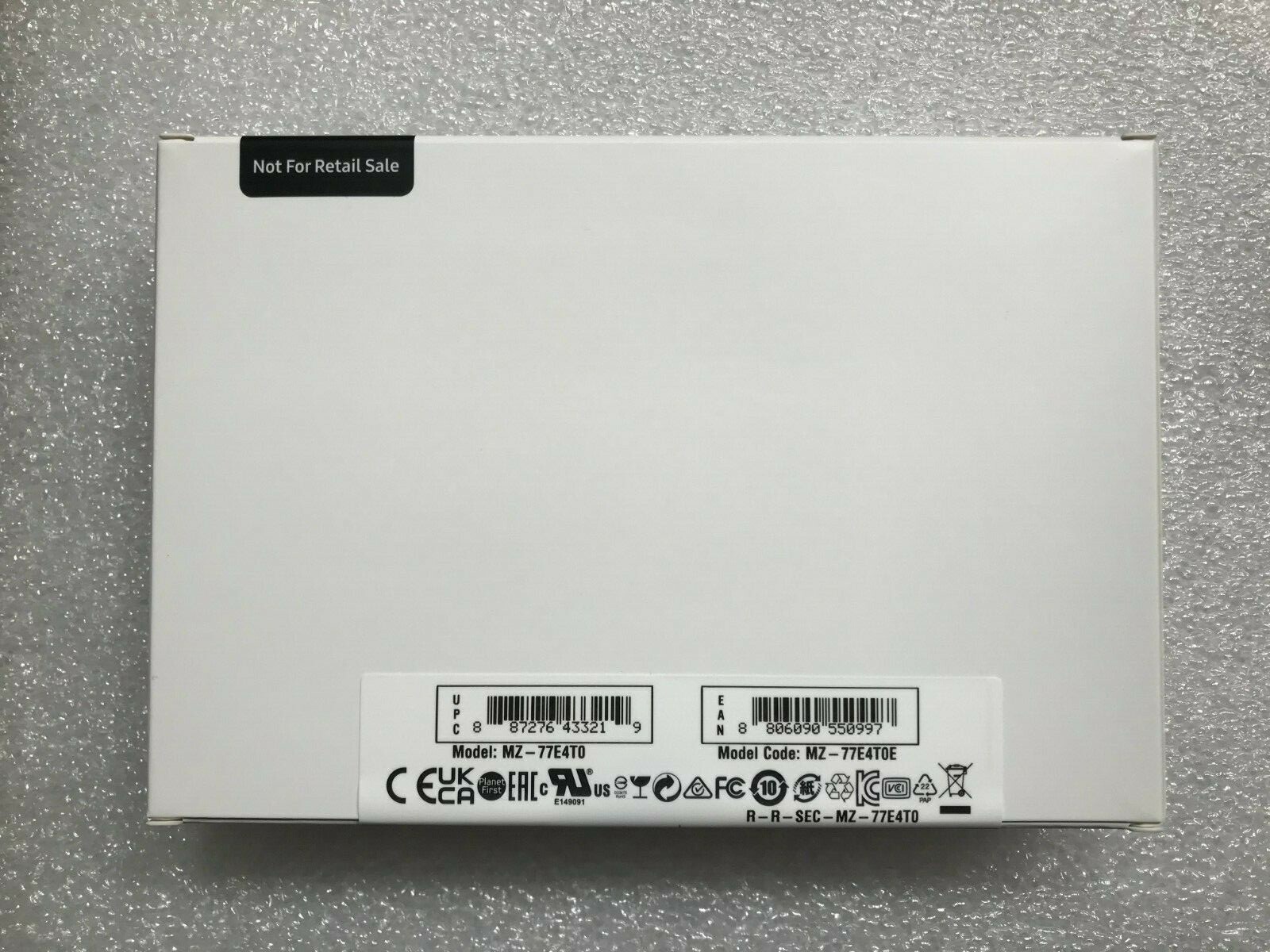 New Samsung 870 EVO 4TB SSD OEM in white box MZ-77E4T0 2.5 MZ-77E4T0E 4 TB SATA3