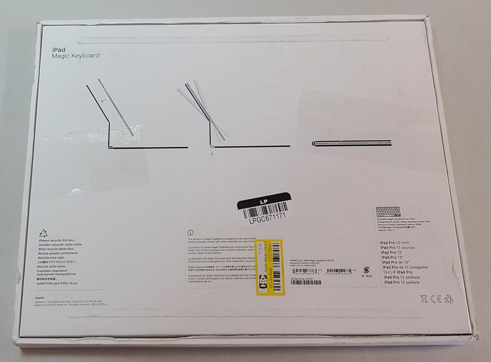 OPEN BOX Apple Magic Keyboard Case iPad Pro 11″ – M4 M5 – White A2975 MWR03LL/A