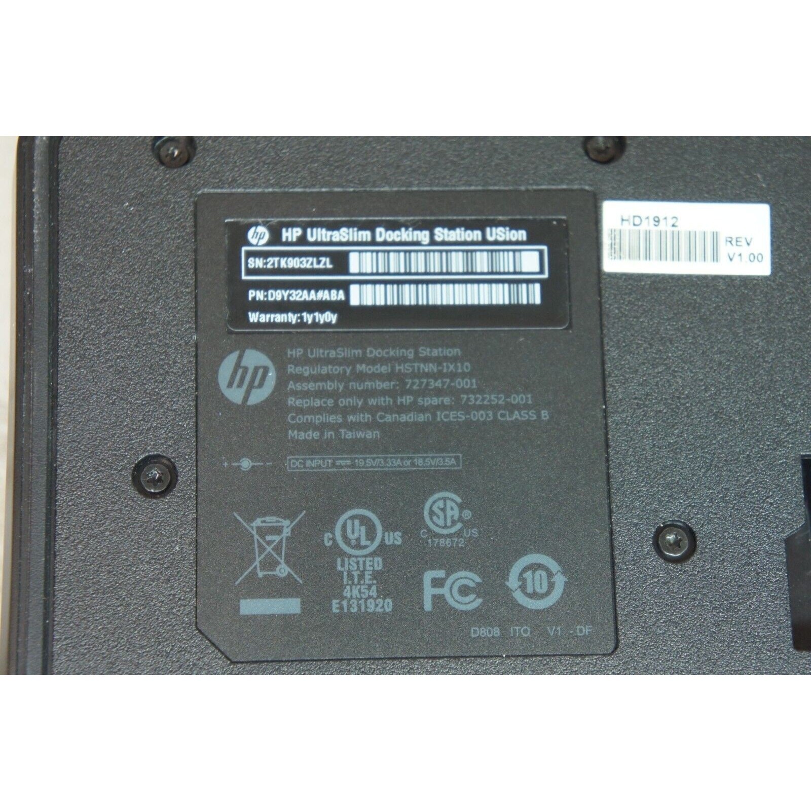 HP UltraSlim Docking Station USion HSTNN-1X10 D9Y32AA w Power Suppy Cable