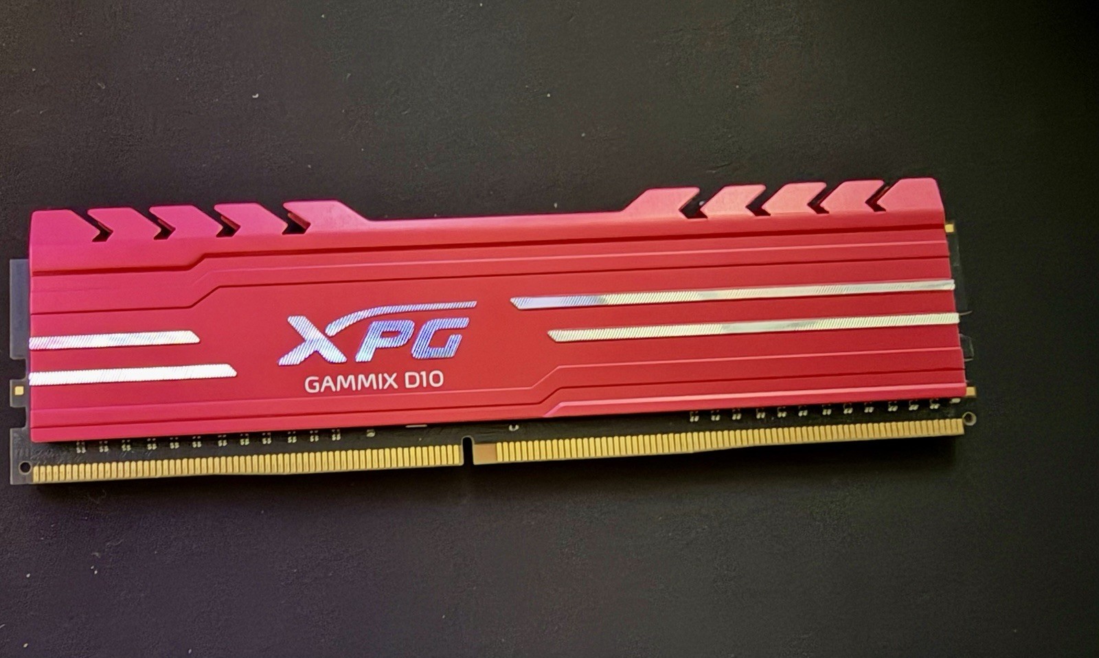 XPG GAMMIX D10 4GB 1 X 4GB DDR4 3000 (PC4 24000) AX4U3000W4G16-DRG