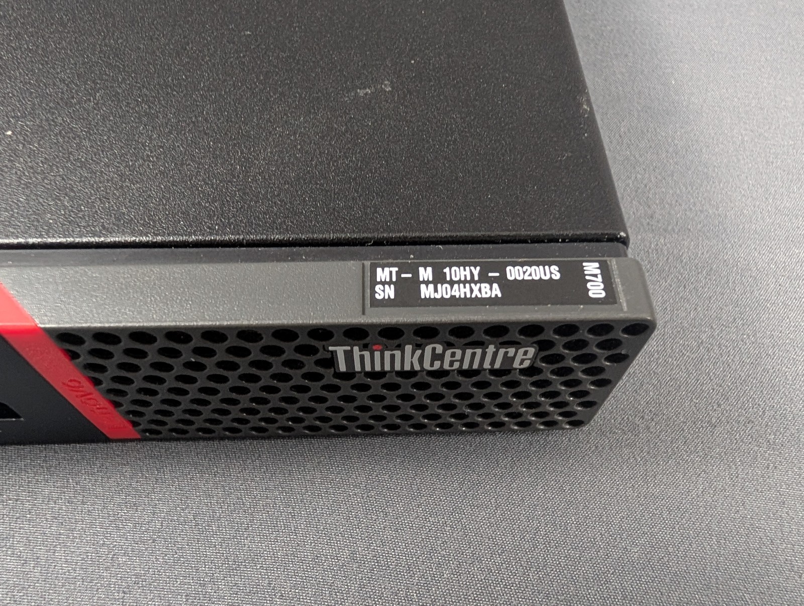 Lenovo ThinkCentre M700 Tiny Mini PC i3-6100T 3.2GHz 8GB RAM No Drive No OS