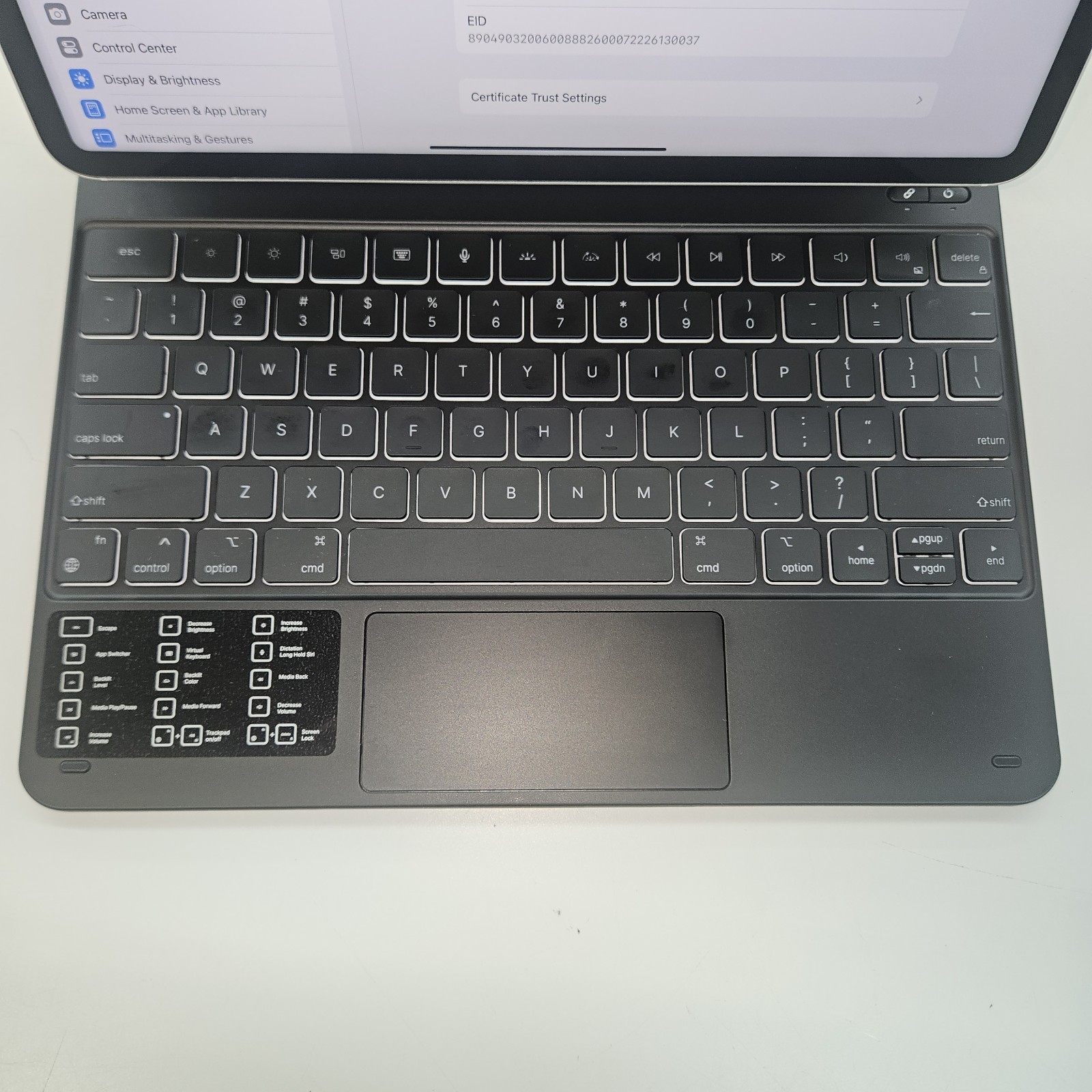 Apple iPad Pro 12.9 5th Gen 1TB Gray Cellular A2379 & Smart Keyboard 4889 uhg
