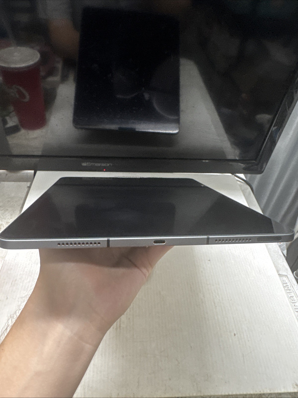Apple iPad Pro 5th Gen 256GB Wi-Fi + Cellular 12.9” Gray – Unlocked