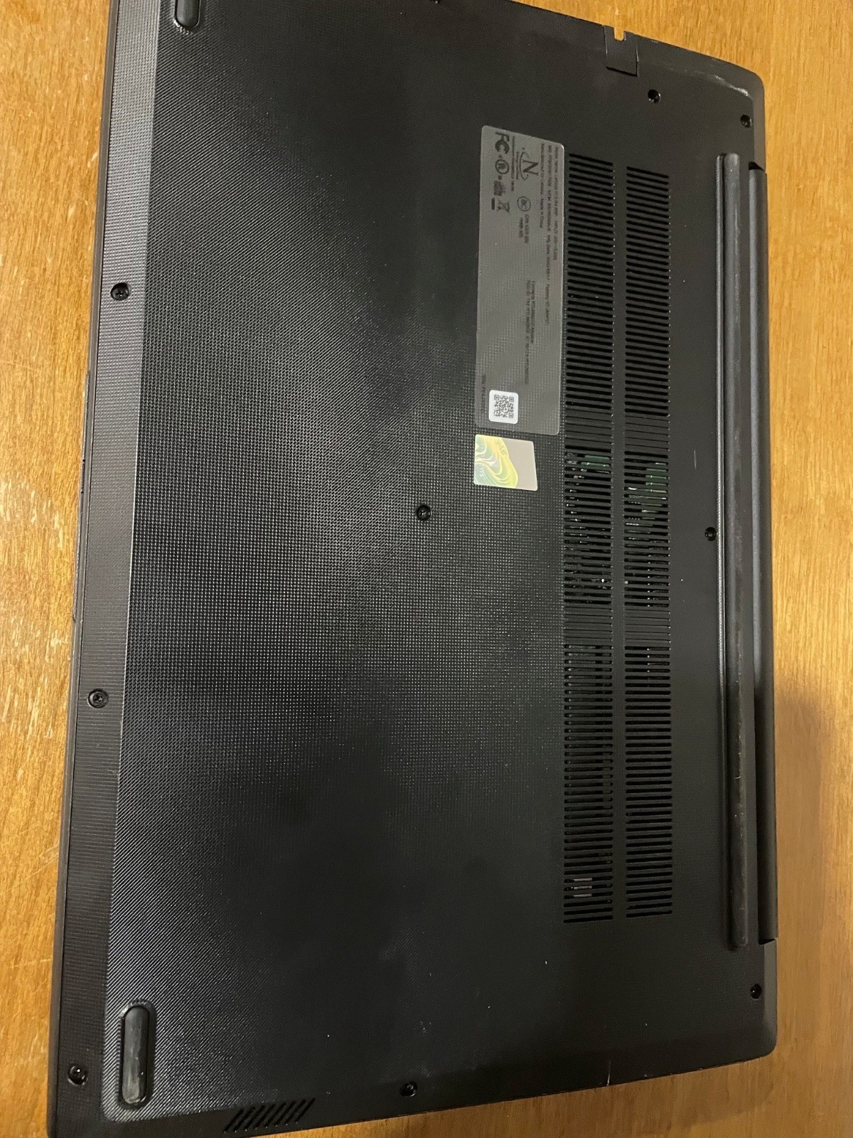 Lenovo V15 G4 + AMD Ryzen 5 5500 + Radeon 2GB GPU + 24 GB RAM + 932GB HD