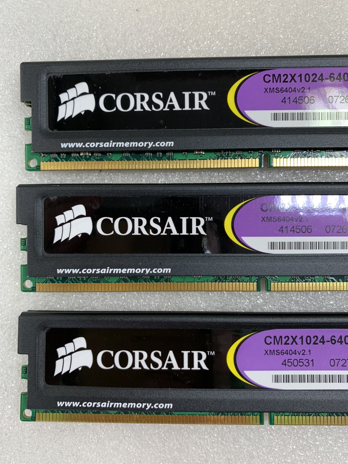 Corsair DDR2 3GB (3x 1GB) Xtreme Perf XMS2-6400 CM2X1024-6400C4 RAM Desktop