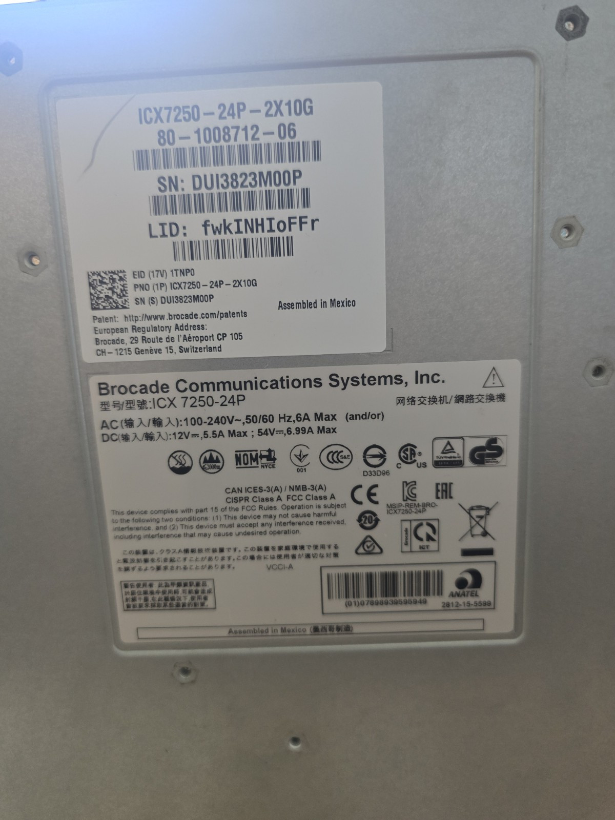 Brocade ICX7250-24P-2X10G 24-Port Managed Switch