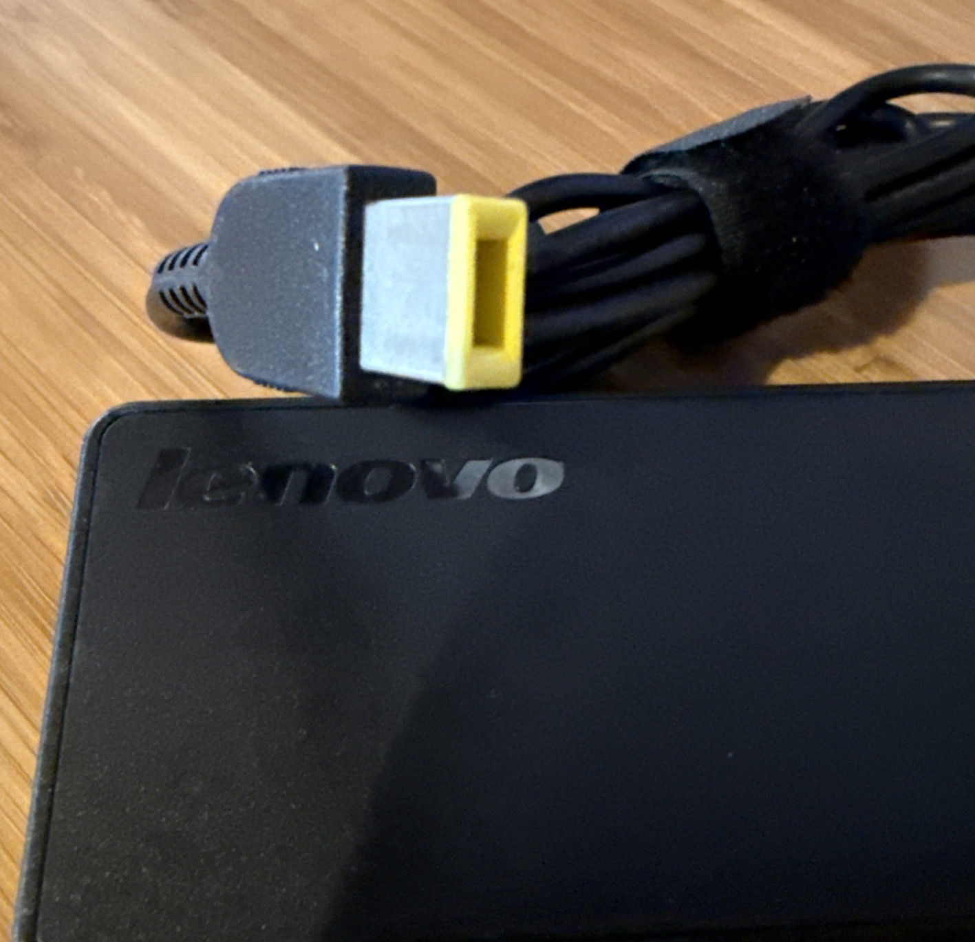 Genuine Lenovo ThinkPad Laptop AC Charger Adapter 90W 20V 4.5A – SQUARE SLIM TIP