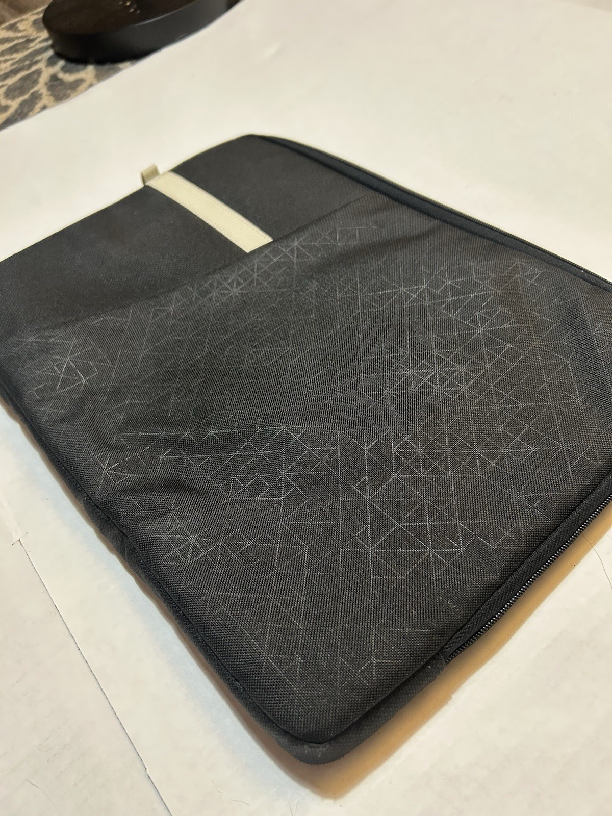 Case Logic 15in Laptop Sleeve Case Black Geometric Padded Polyester Zipper