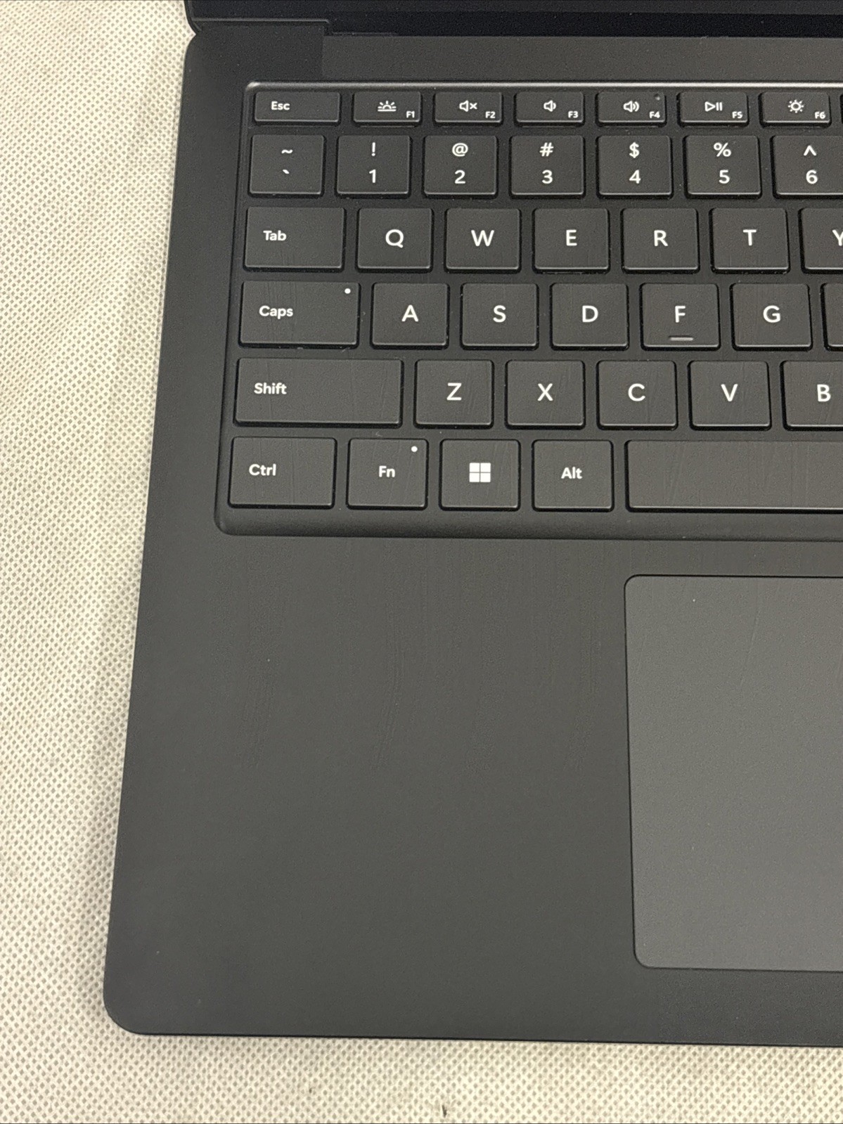 Microsoft Surface Laptop 5 13.5” (512GB, Intel Core i7 12th, 16GB RAM) – Black