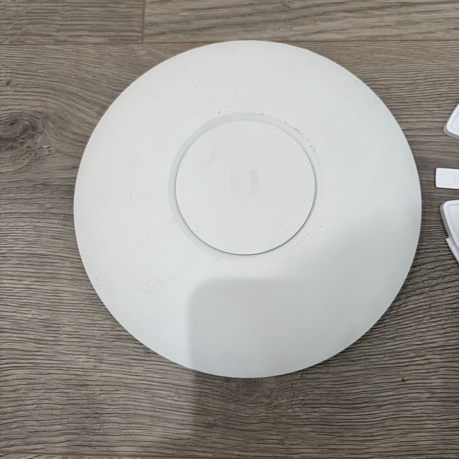 Ubiquiti Unifi AP AC PRO (UAP-AC-PRO-US) 802.11ac Wireless Access Point