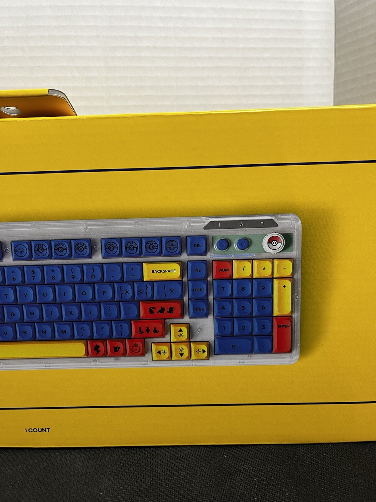 Pokémon Wireless Keyboard Yellow/Blue/Red QWERTY English (Target Box)