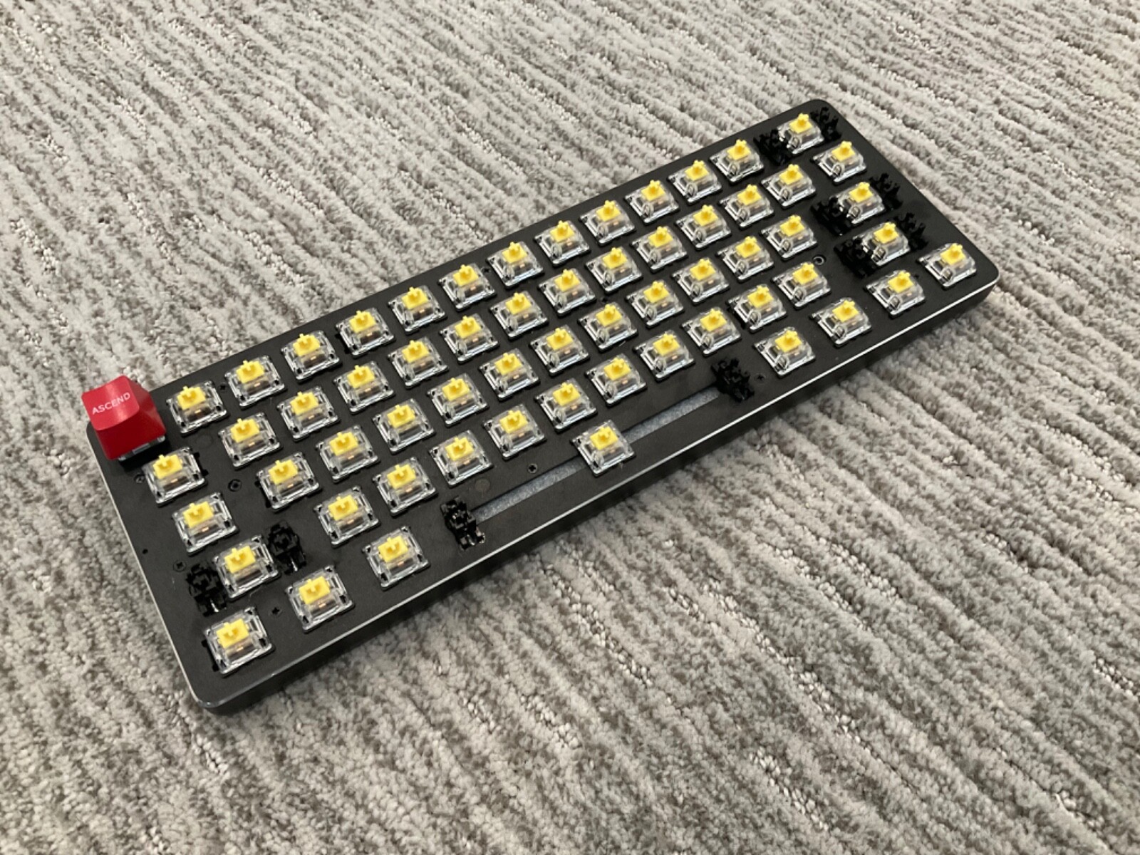 Glorious GMMK Compact 60% Black Gaming Keyboard – CHECK DESCRIPTION