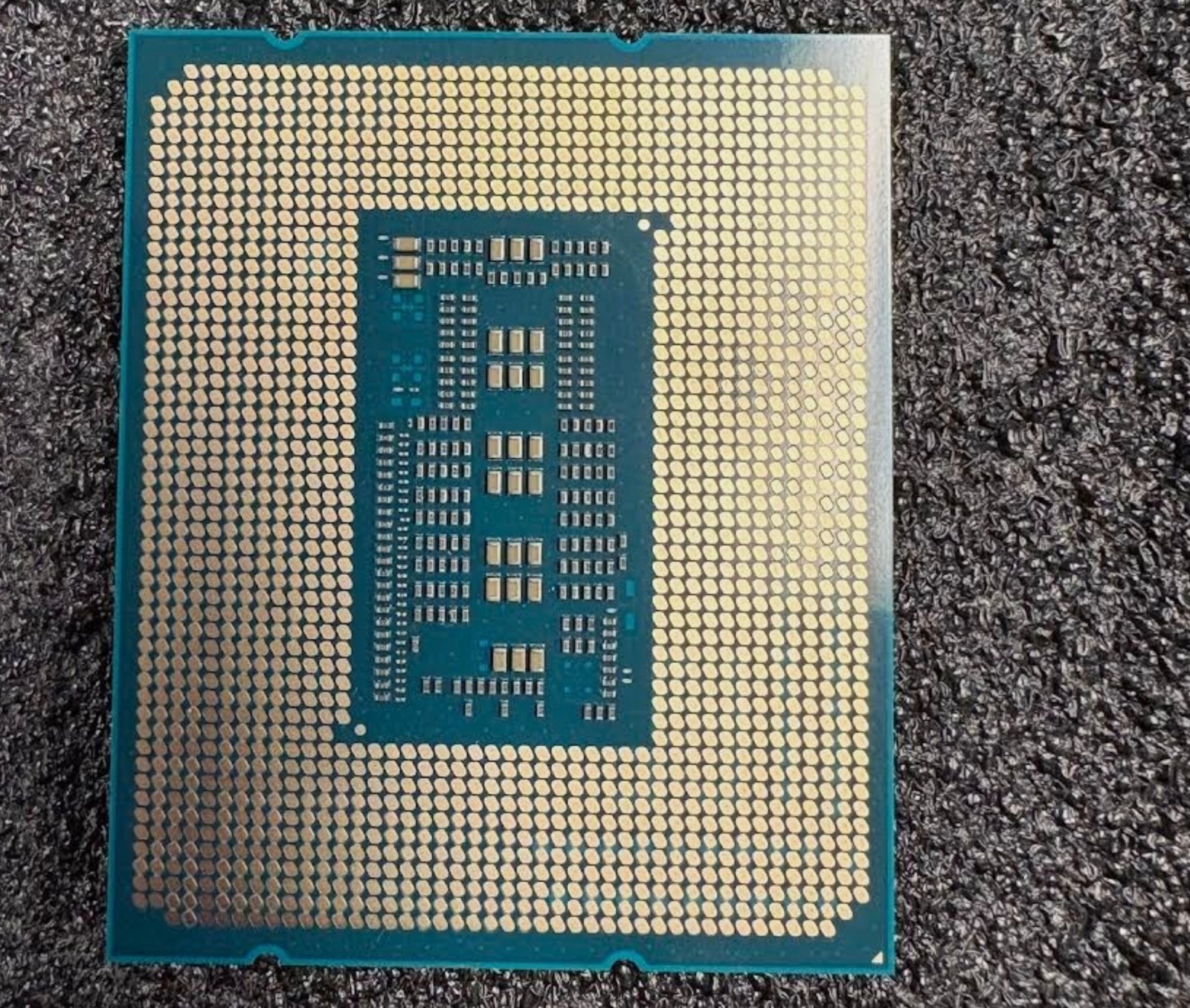 Intel Core i9-13900KF Desktop Processor 24 cores CPU 5.8Ghz 8 P-core + 16 E-core