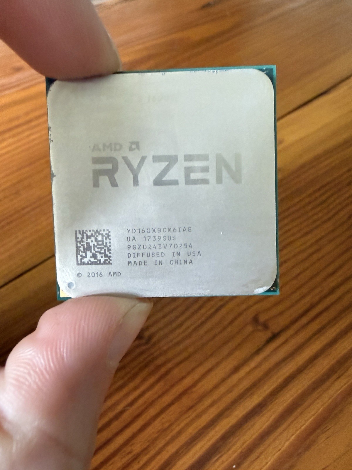 AMD Ryzen 5 I600 X 6-core 12 Thread