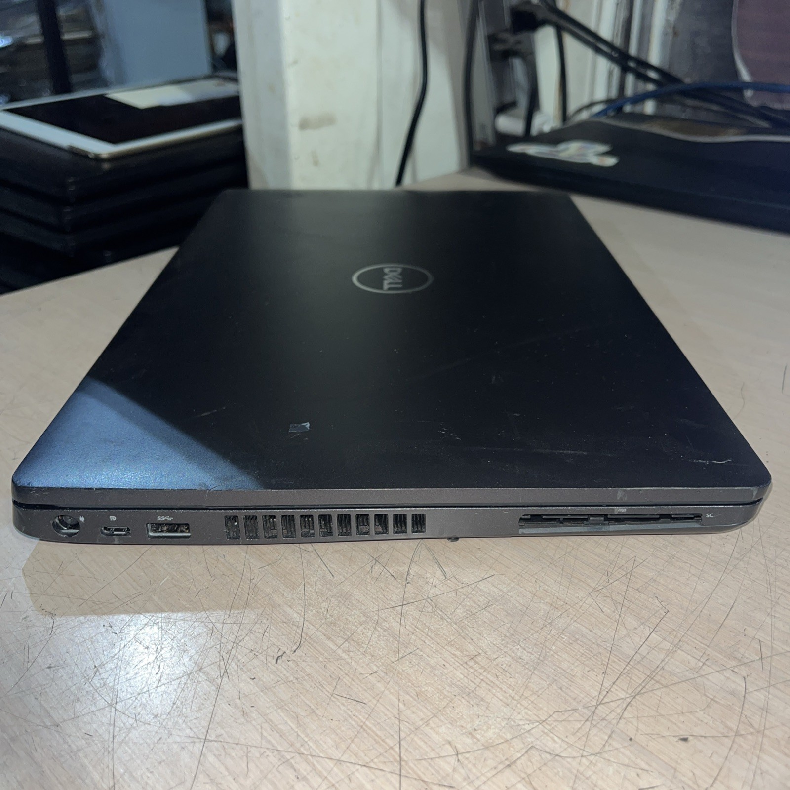 DELL LATITUDE 5500 INTEL CORE I7-8665U 1.90GHZ 8GB RAM NO HD