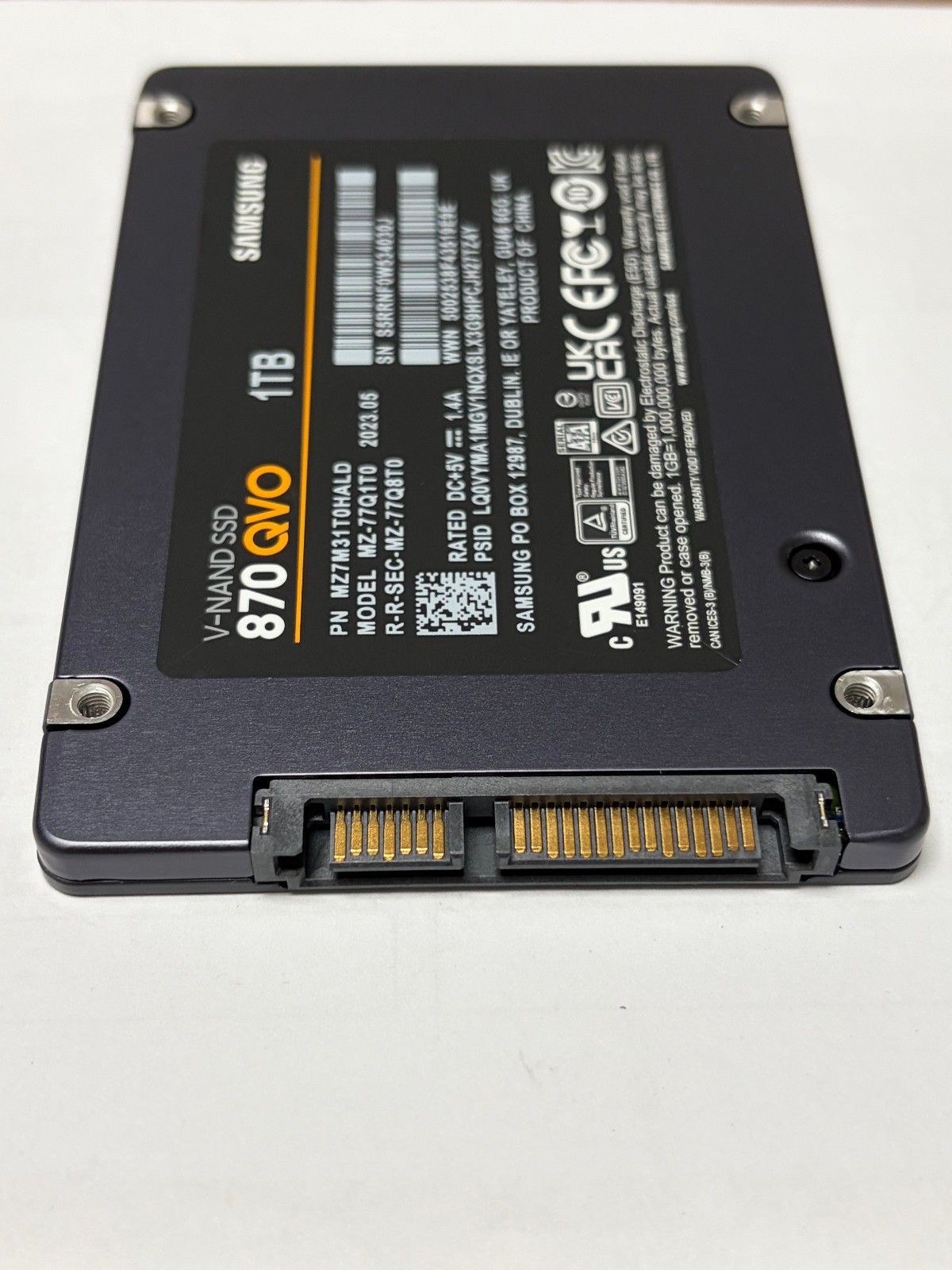 Samsung 870 QVO 1TB 2.5” SATAIII Internal SSD MZ-77Q1T0 1TB 3D V-NAND 7mm