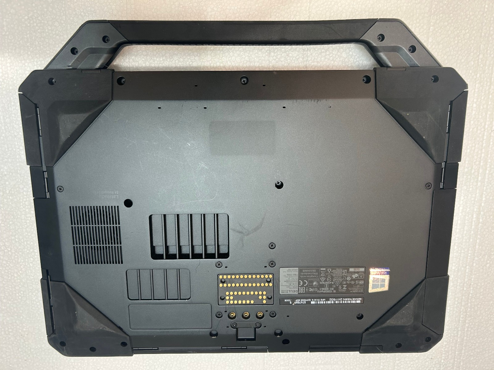 Dell Latitude 5414 Rugged 14″ Touchscreen i7-6600U 2.6GHz 16GB 256GB R7 M360 GFX