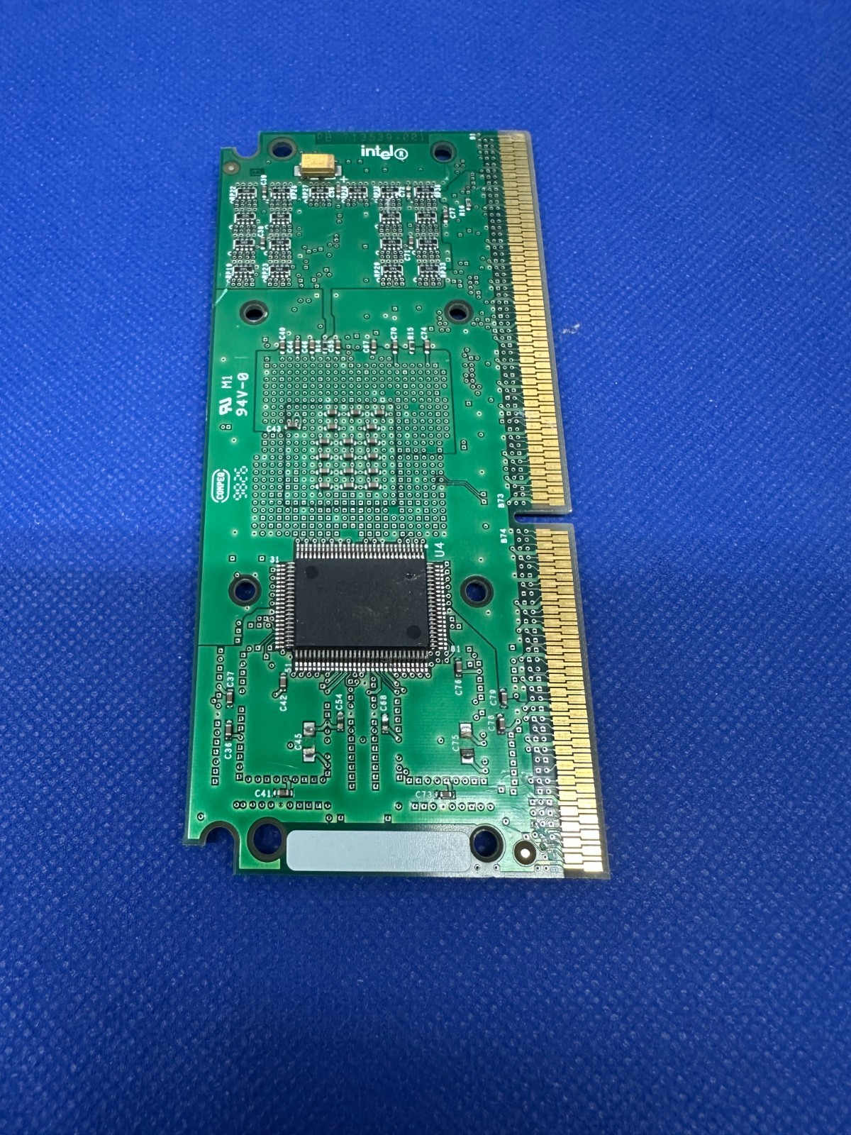 Intel Pentium III Processor Module PB713539-001 Slot 1 CPU Cartridge OEM Vintage