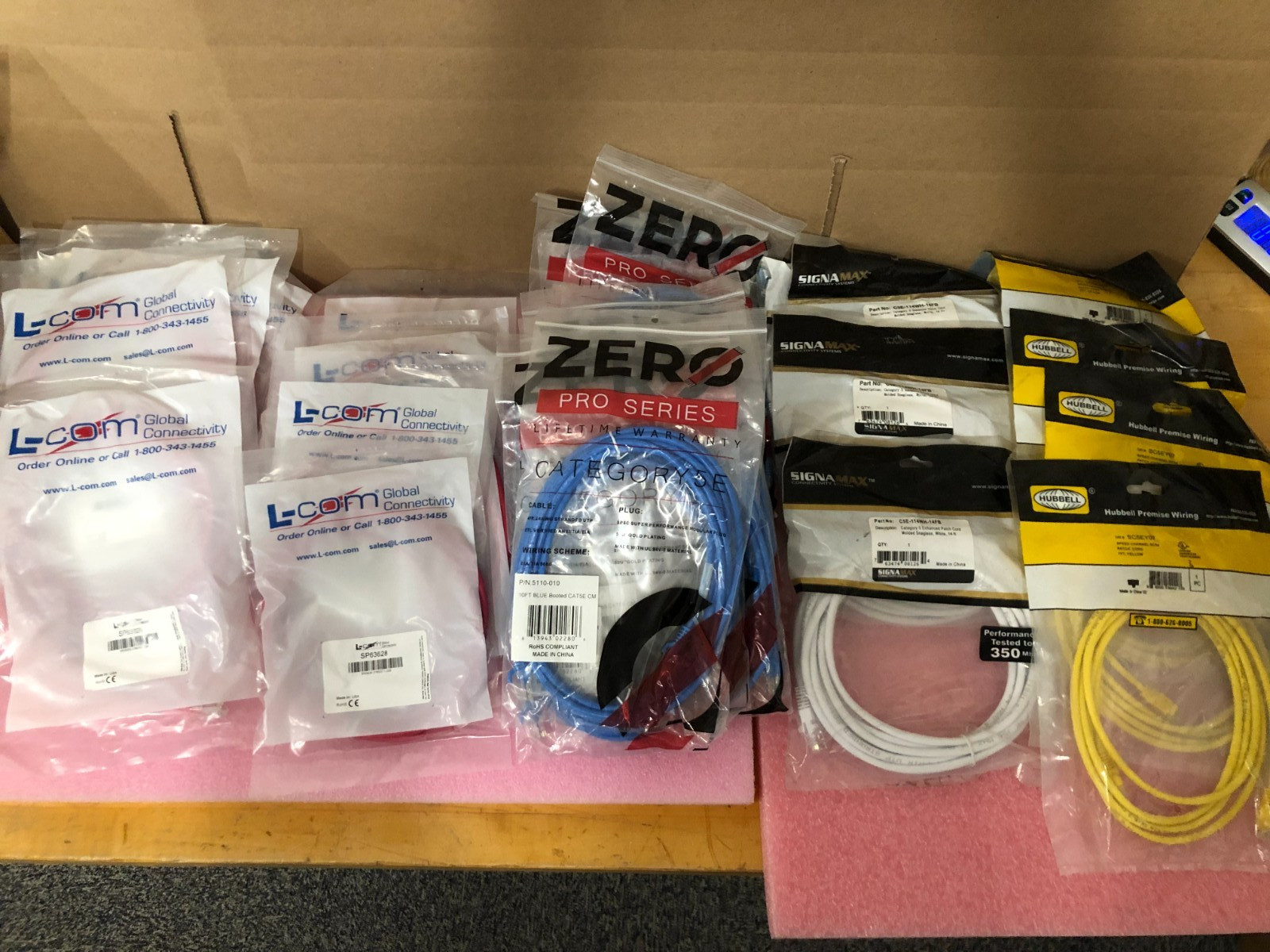 1 lot of 33 Cat5E cables mixed lengths, color and manufactures