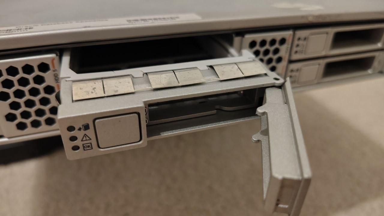 Sun Oracle X4-2 Server 2xXeon E5-2697 v2 2.70GHz, 128Gb RAM, 2x146GB HDD TESTED!