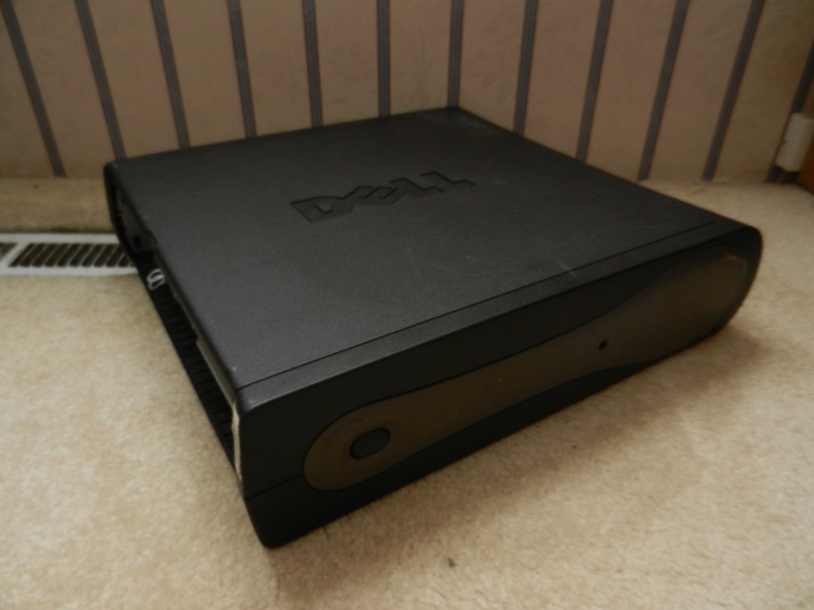 Dell OptiPlex GX280 Computer SFF Pentium 4 2.8GHz – FOR PARTS – GOOD CAPS