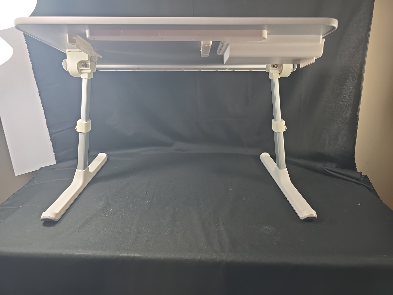 SAIJI Laptop Bed Tray Desk, Adjustable PVC Leather Computer Bed Table